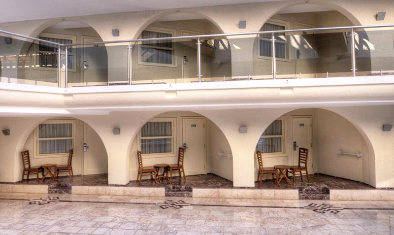 Lancora Beach Hotel
